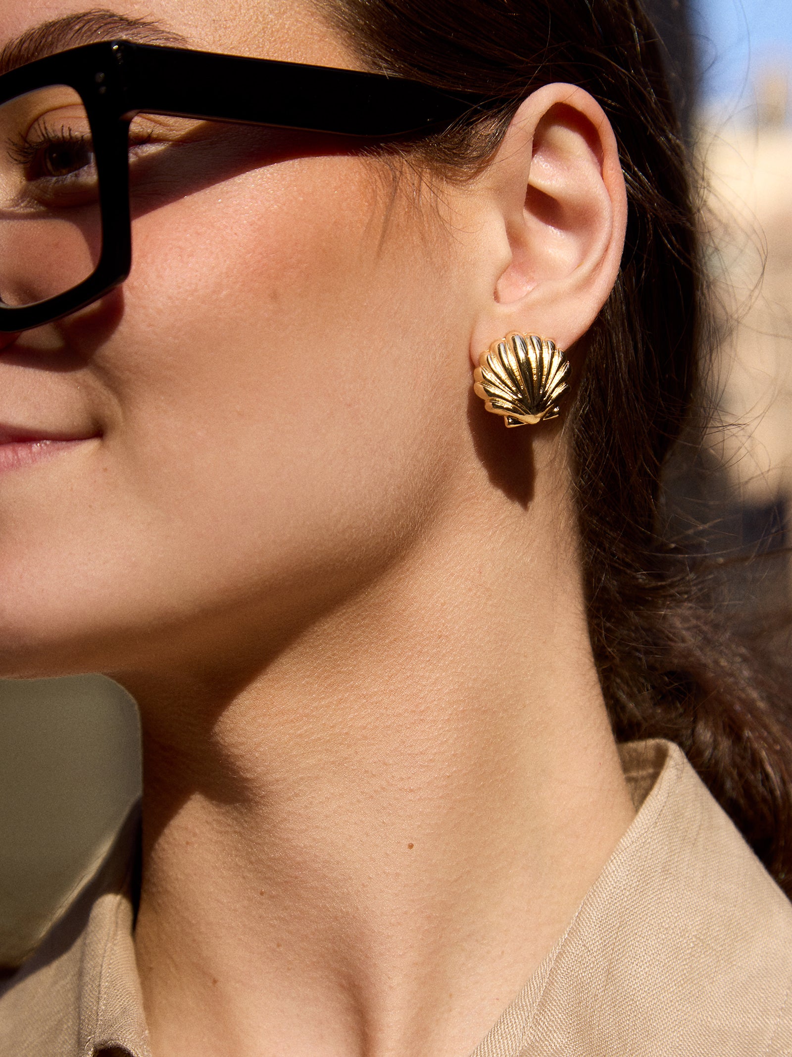 Out of This Shell Stud Earrings - Gold